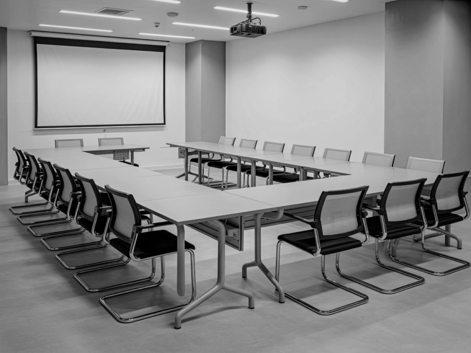 AKOUN boardroom